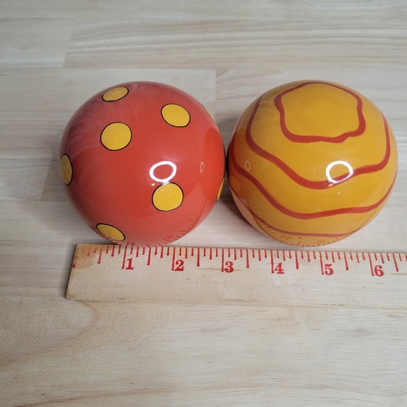 Berrywaye Painted Ceramic Balls salt Pepper Decorative Collectible‎ Display Set - Picture 6 of 6
